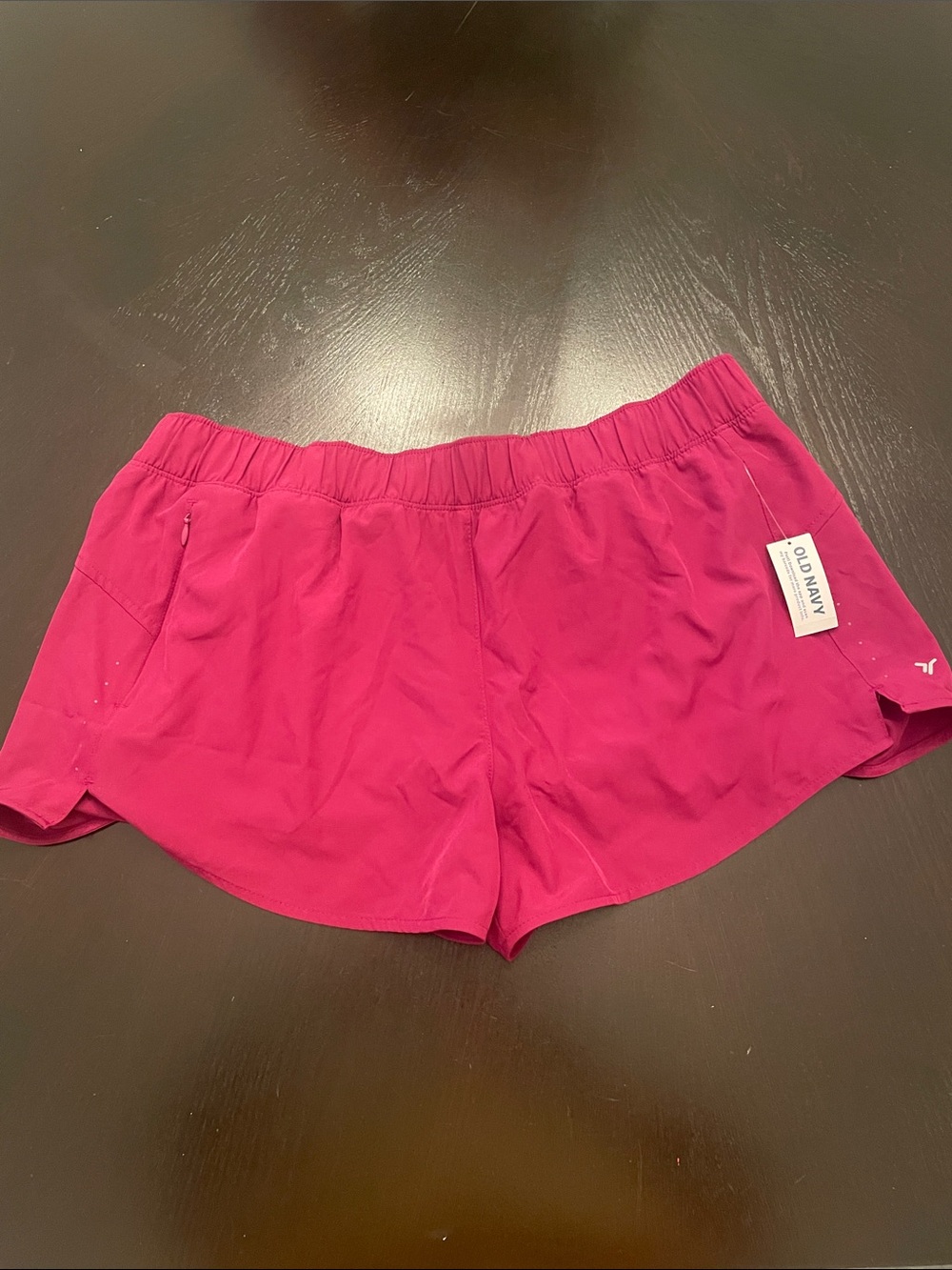 Old Navy Women's Bright Magenta Athletic Shorts NWT size large